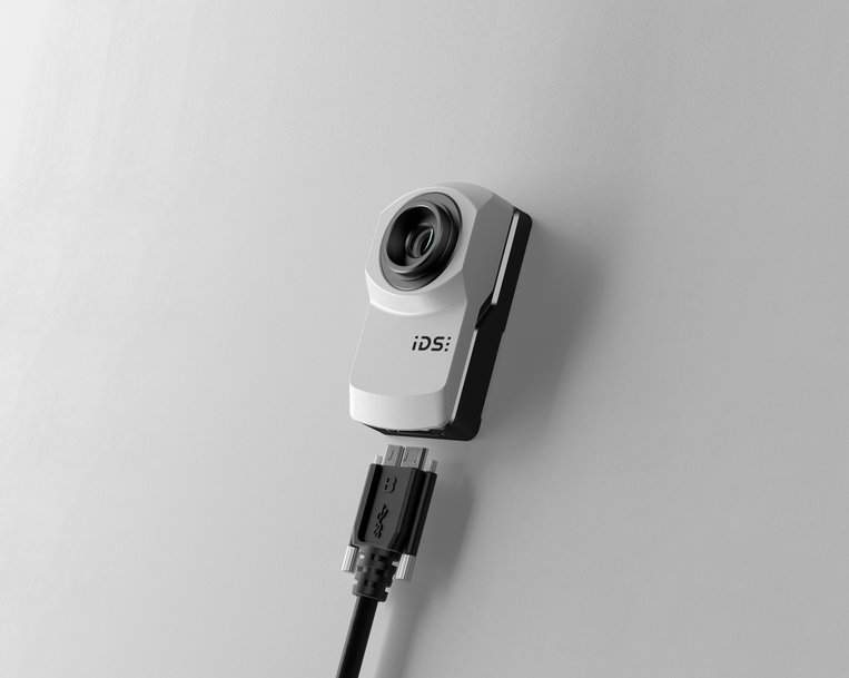 Programmable or Plug&Play? IDS now also offers uEye XC autofocus camera with UVC protocol 